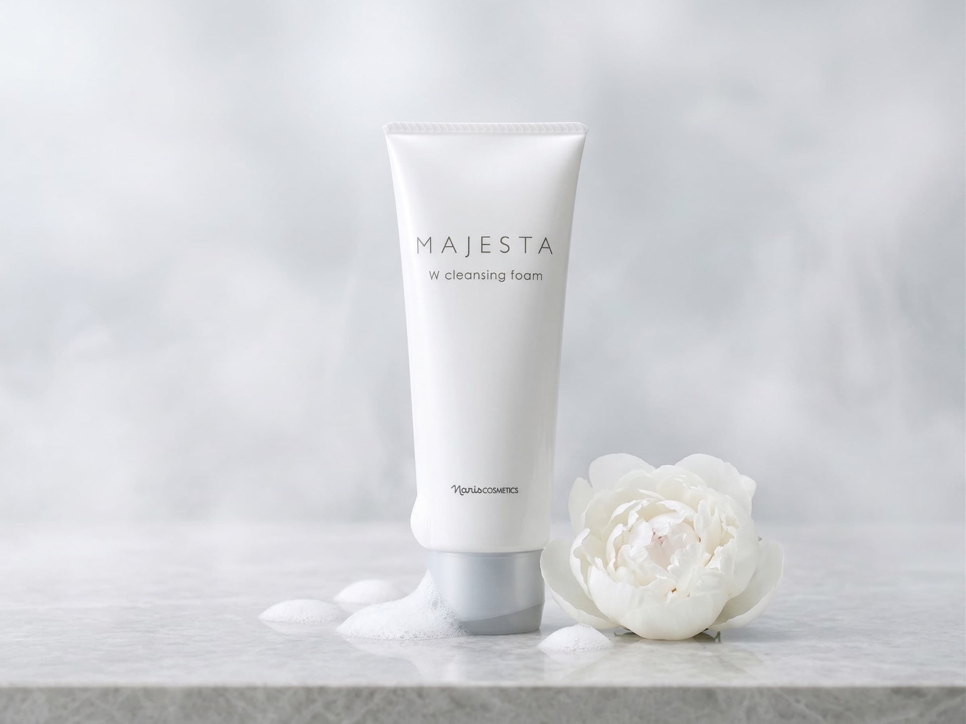 Majesta W Cleansing Foam